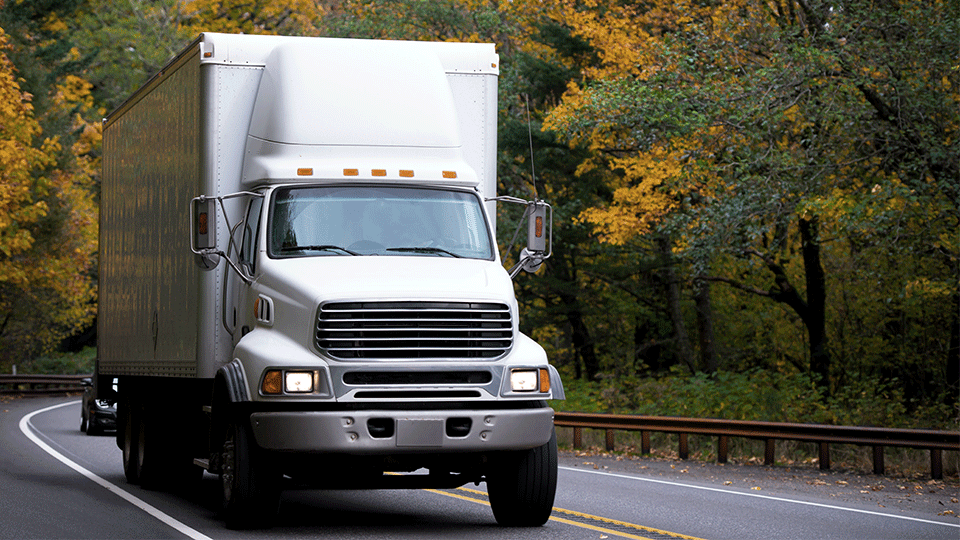 What Are Straight/Box Trucks and How Are They Used To Ship Freight?